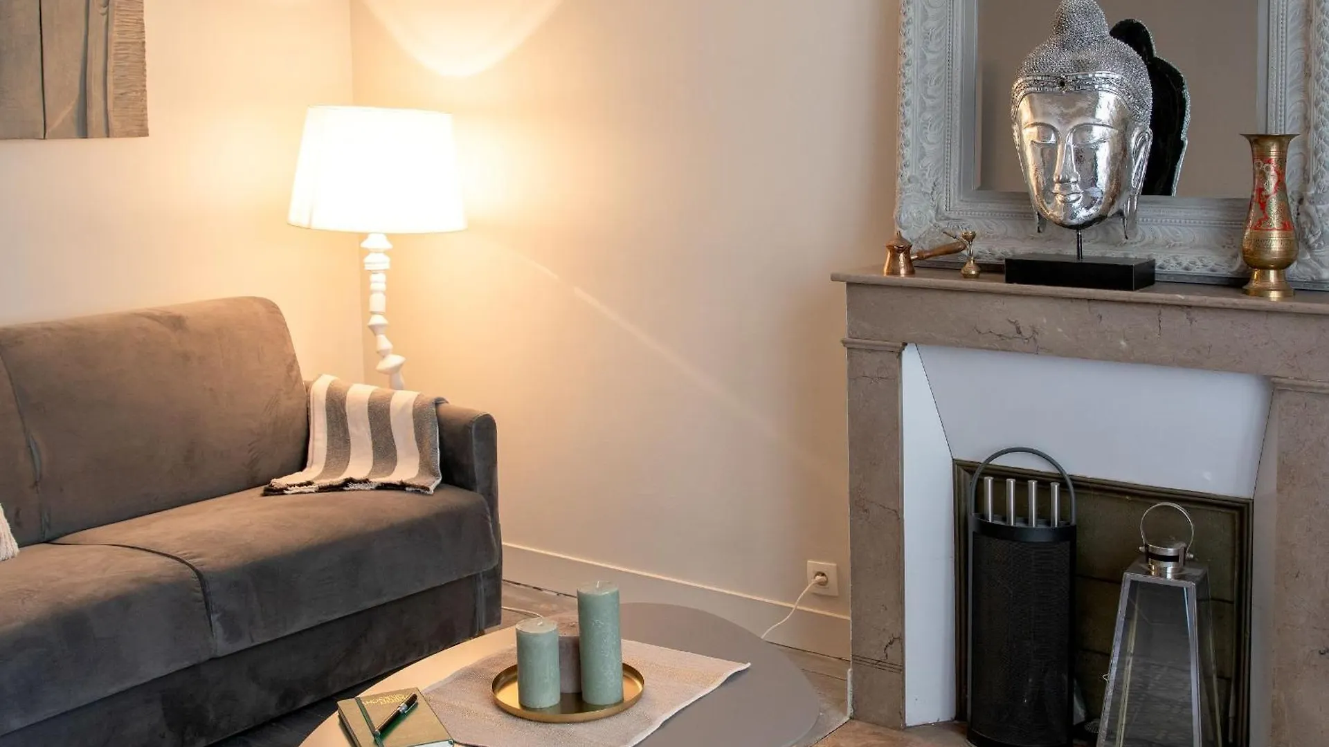 Eiffel Tower & Les Invalides - 1Br - Cityapartmentstay location
